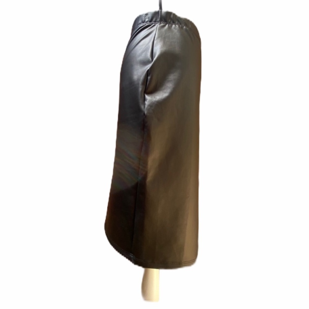 11. Honey and Lace Vegan Faux Leather Pleather Skirt - Picture 3 of 11